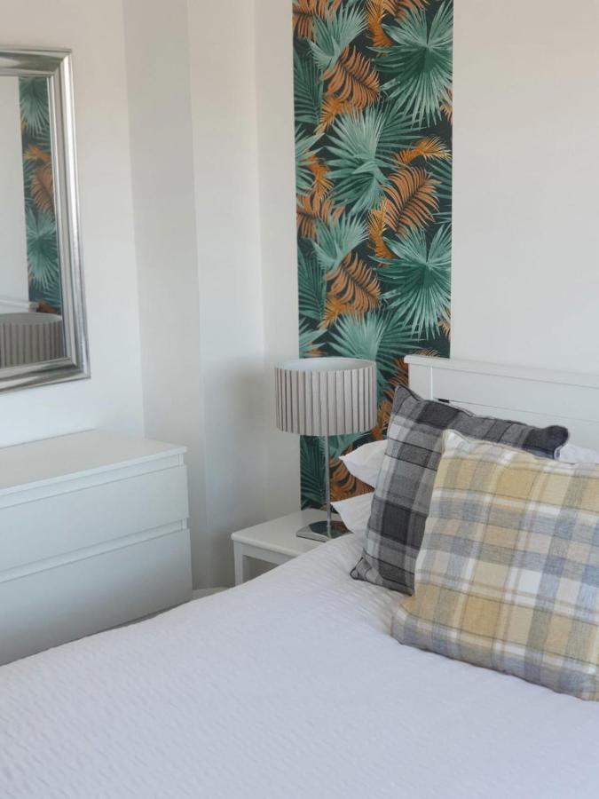 Four Seasons By The Sea Villa Peacehaven Exteriör bild